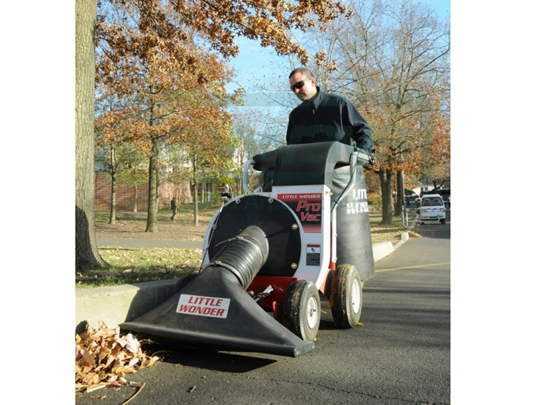 Aspirazione foglie bordo strada PRO-VAC SP