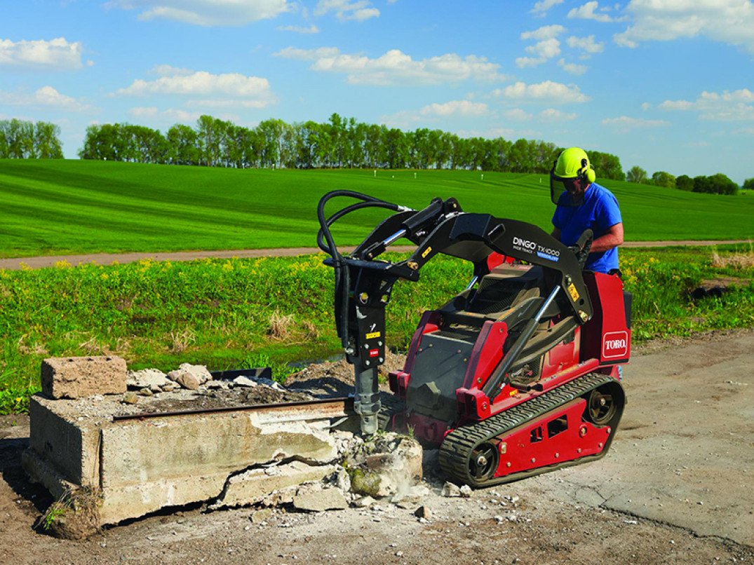 Mini skid Dingo® TX-1000 Toro in azione