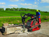 Mini skid Dingo® TX-1000 Toro in azione