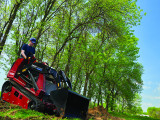 Mini Skid Dingo® TX-1000-WT Toro stabile in pendenza