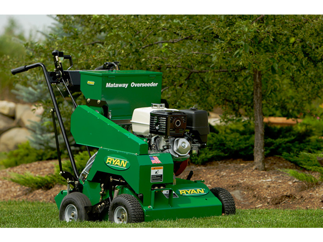 Rigeneratrice MATAWAY Ryan su prato