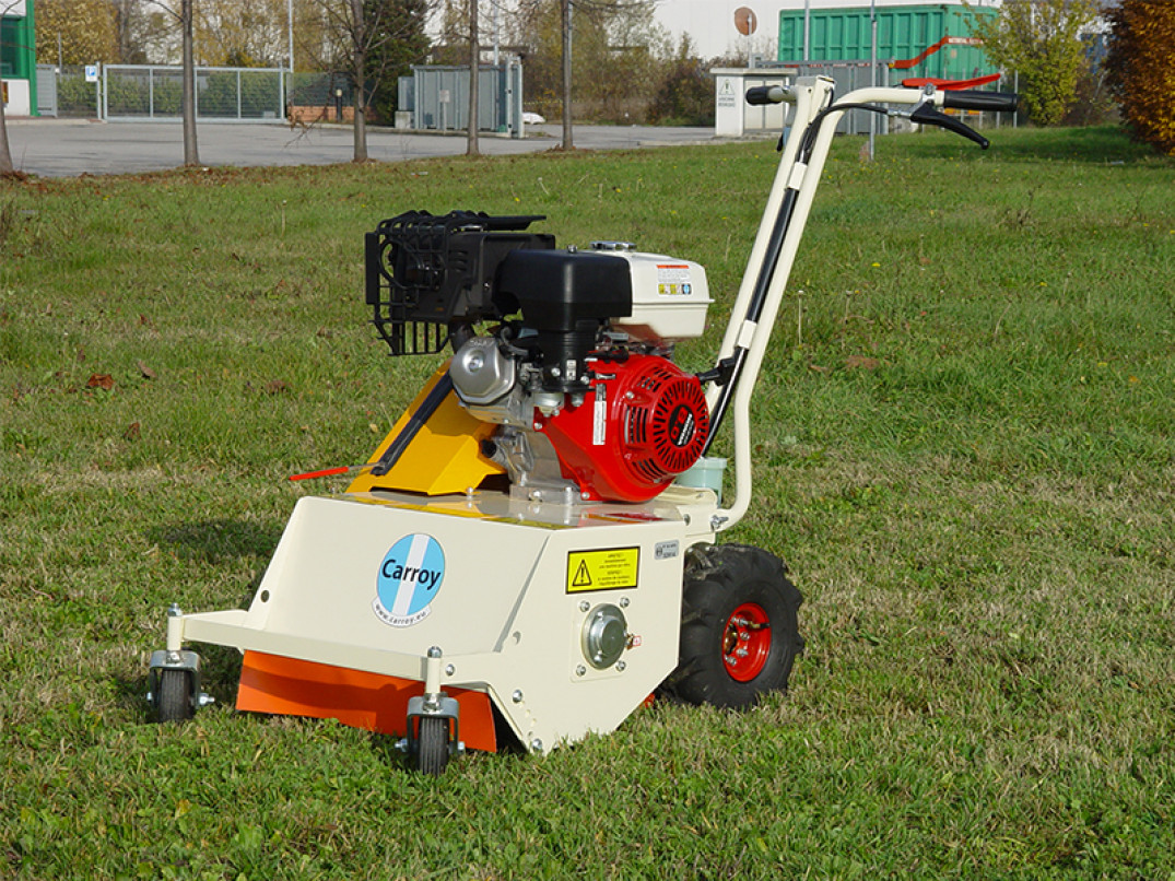 CM-1 trinciaerba semovente Carroy