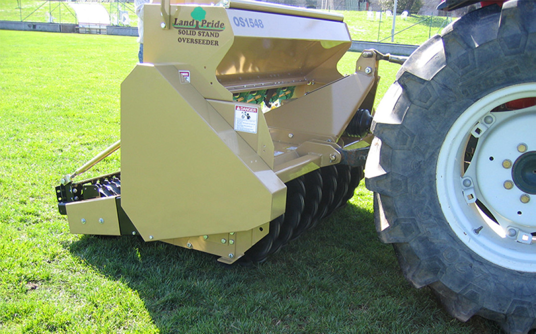 Rigeneratrice portata con PTO OS-1548 Land Pride