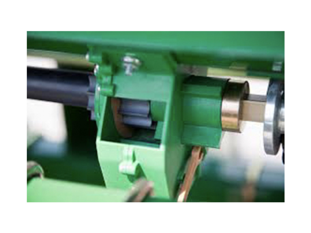 Dettaglio sistema caduta seme rigeneratrice OS-1548