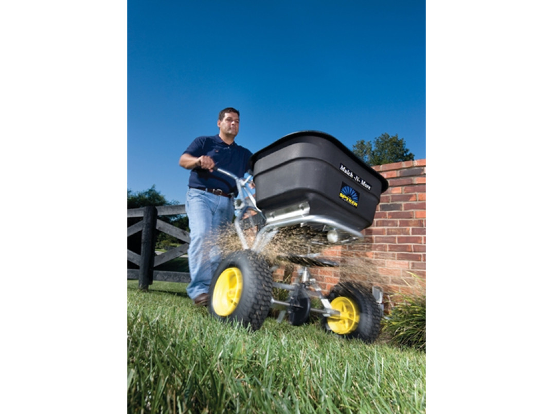 Spargimento di materiali con S60-12020 Spyker